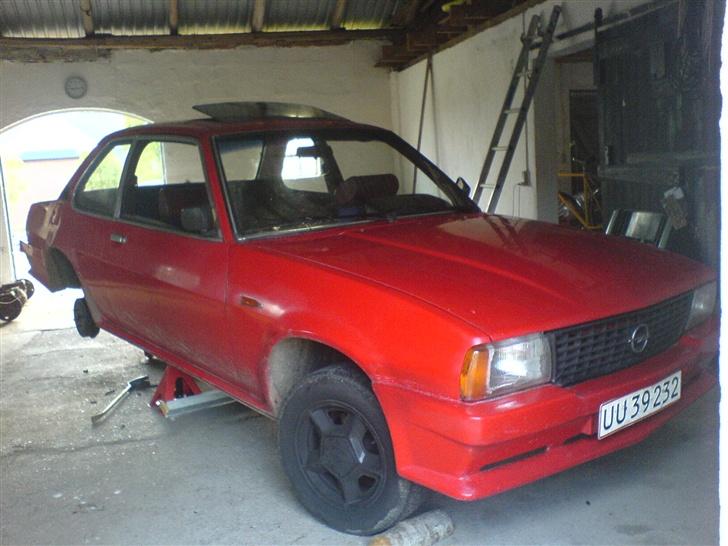 Opel Ascona B (solgt) billede 1
