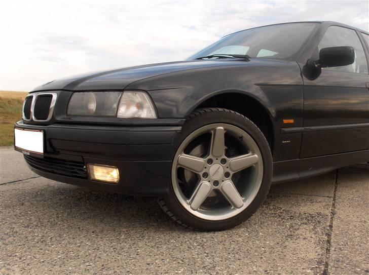 BMW 318is e36 billede 5