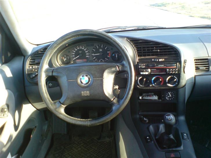 BMW 318is e36 billede 7