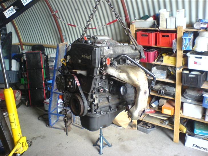 Toyota Corolla GT - Da den var klar til at komme, efter at være blevet monteret med dvs. nye remme og kobling. billede 15