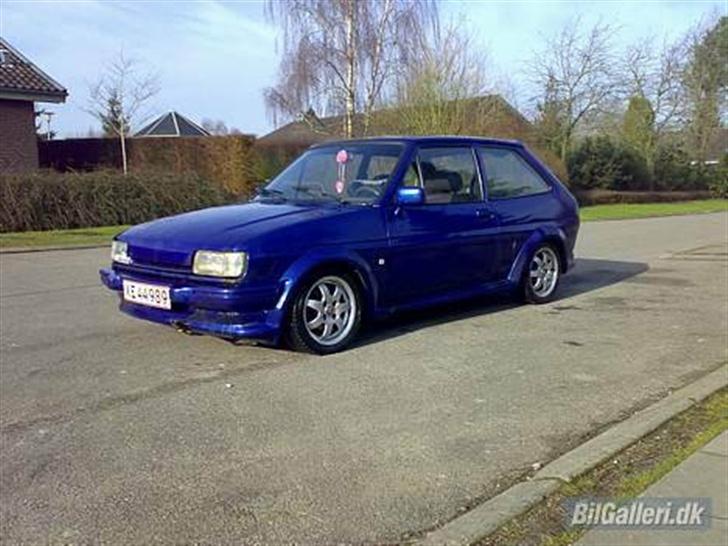 Ford Fiesta XR2 "Fiffi" SOLGT - Er hun ikke sød? billede 2