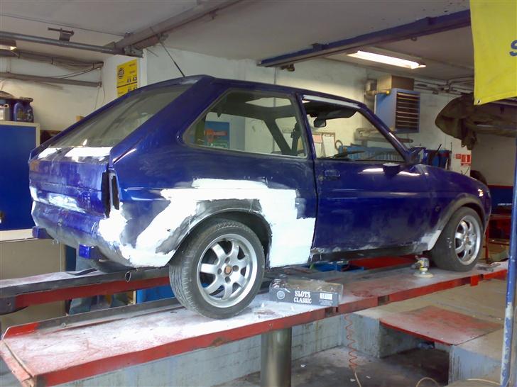 Ford Fiesta XR2 "Fiffi" SOLGT - Billeder fra renovation. billede 7