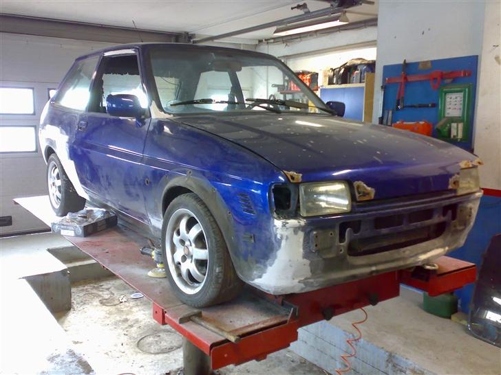 Ford Fiesta XR2 "Fiffi" SOLGT - Billeder fra renovation. billede 8