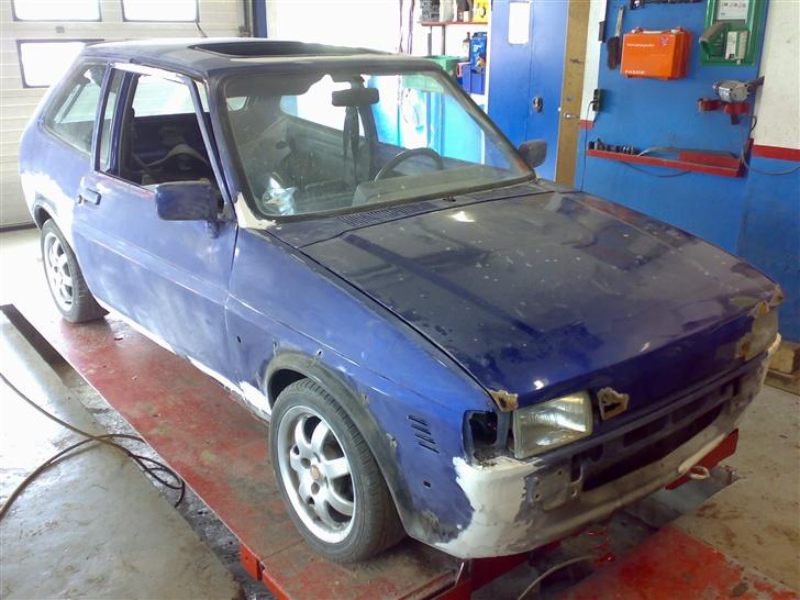 Ford Fiesta XR2 "Fiffi" SOLGT - Billeder fra renovation. billede 10