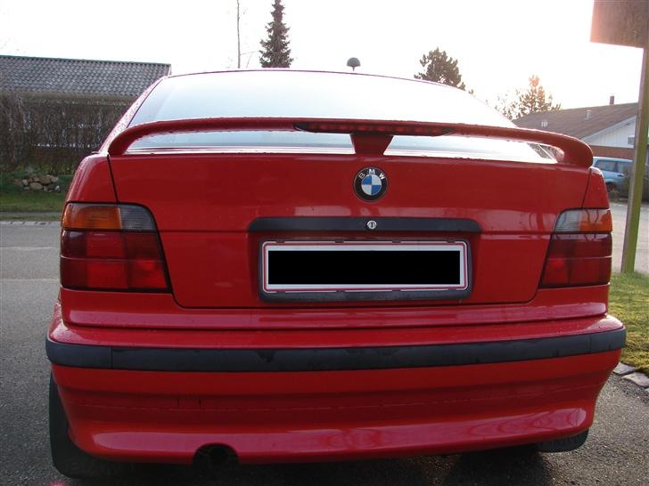 BMW 316I SOLGT billede 4