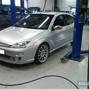 Ford focus "rs"