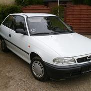 Opel Astra f