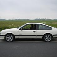 Opel monza