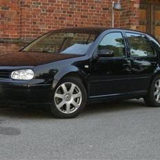 VW Golf 4 V6  4MOTION