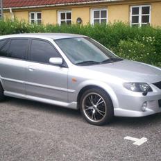 Mazda 323F 2,0Sportive Solgt