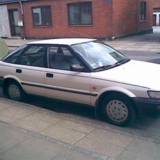 Toyota Corolla 1.3 XL ** DØD **