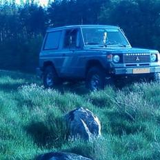 Mitsubishi Pajero 2,5TD 4x4 -solgt-