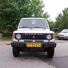 Mitsubishi Pajero *SOLGT*