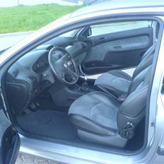 Peugeot 206 XT - 110hk (Smadret)