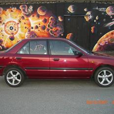 Mazda    323 SOLGT  2011