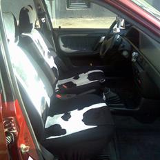 Mazda    323 SOLGT  2011