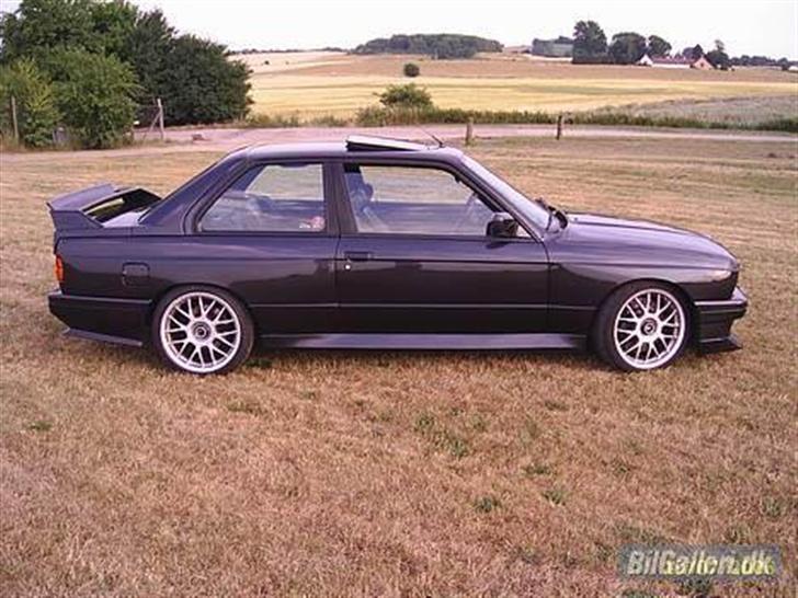 BMW E30 M3 - Solgt billede 2