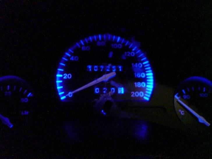 Opel corsa combus SOLGT billede 3