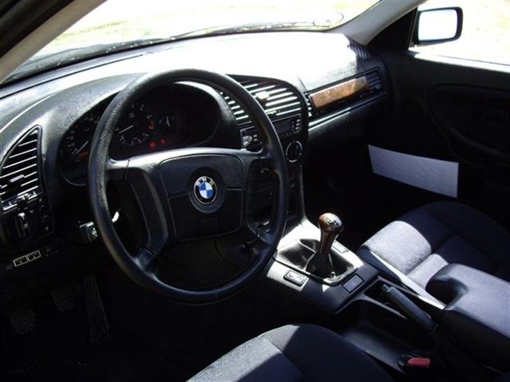 BMW 328i e36 touring SOLGT billede 5