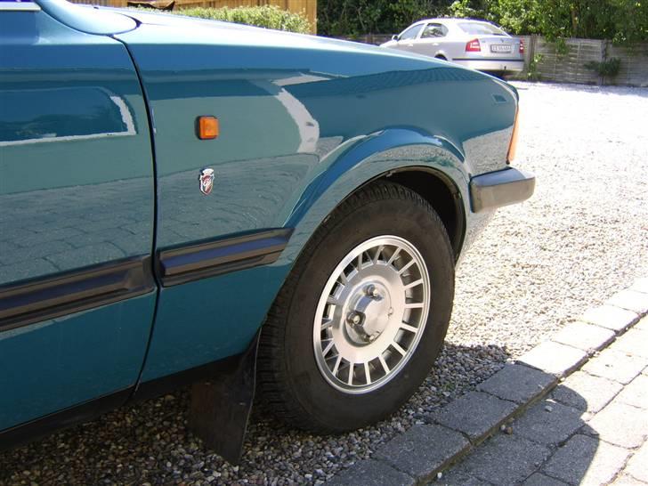 Ford Taunus 2,3 Ghia S "Solgt" - Har fået "chromfælgene" fra den lysebrune 4 drs. 2,3 er.  billede 9