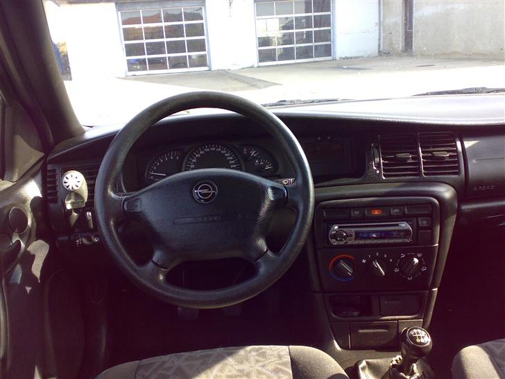 Opel vectra b (solgt) billede 7