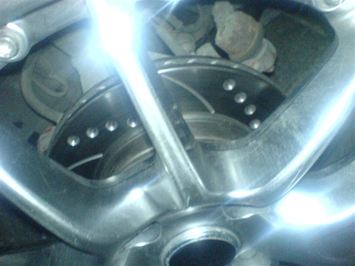 Ford Escort 1,8i Sport *Solgt* - Nye sportsbremser billede 8