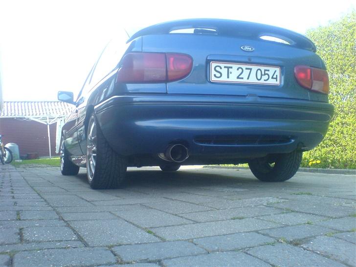 Ford Escort 1,8i Sport *Solgt* billede 10