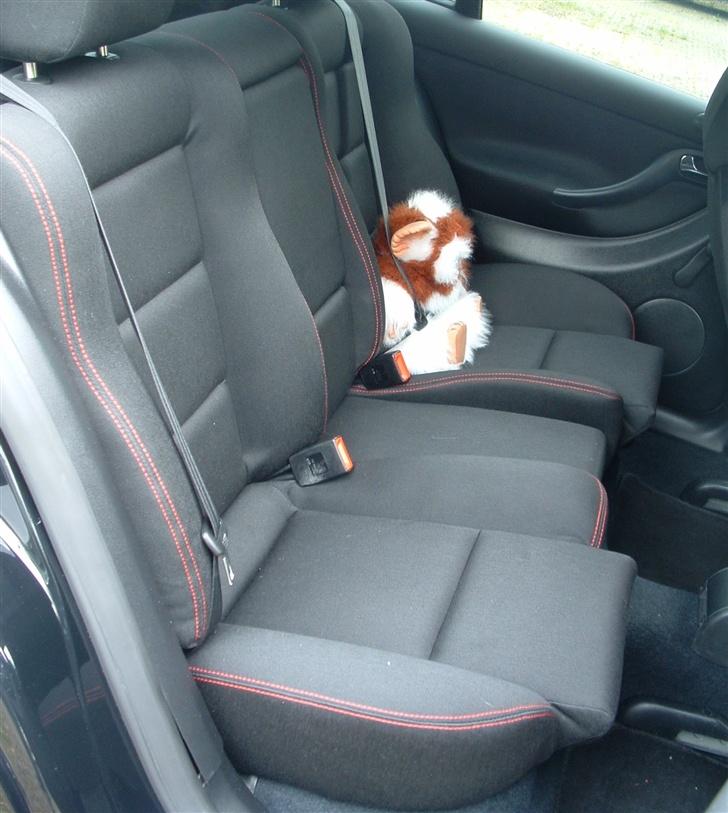 Seat Leon Cupra R - Skålformede sæder bag, option på 210 hk modellerne billede 8