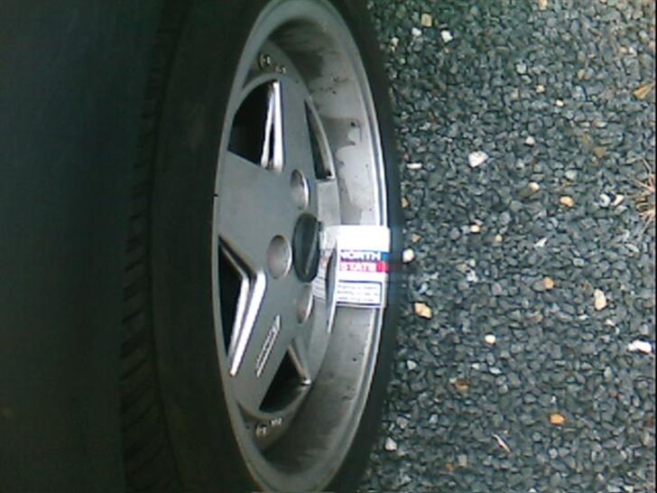 VW Golf III    BYTTET - nye fælge billede 6