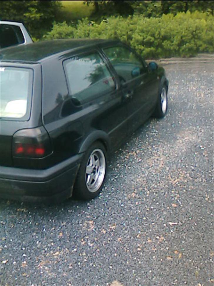 VW Golf III    BYTTET - nye fælge billede 7