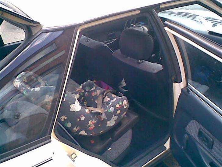 Toyota Corolla 1.3 XL ** DØD ** billede 6