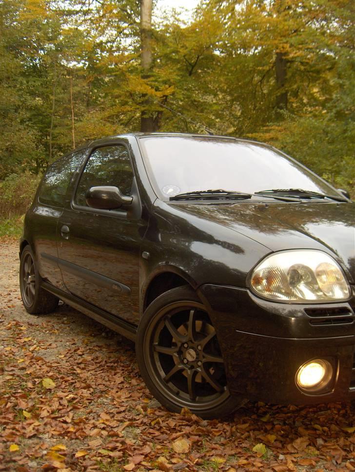 Renault clio2.0 16v sport (solgt) - Den puttede front. billede 6