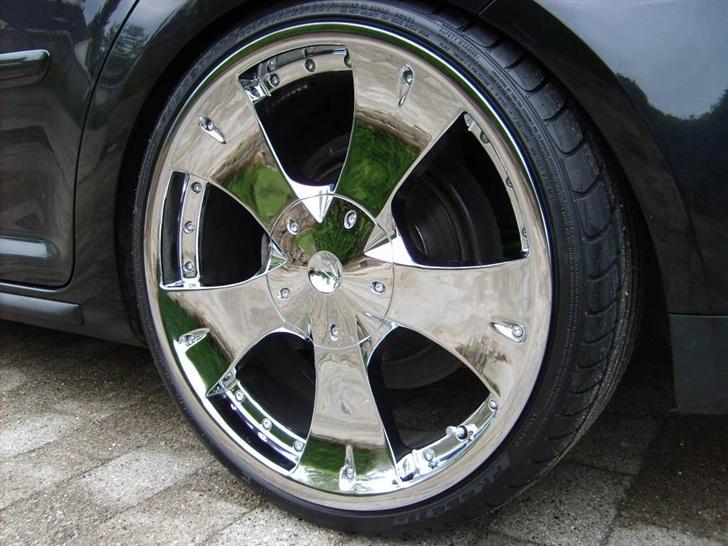 VW Touran Highline (SOLGT) billede 3