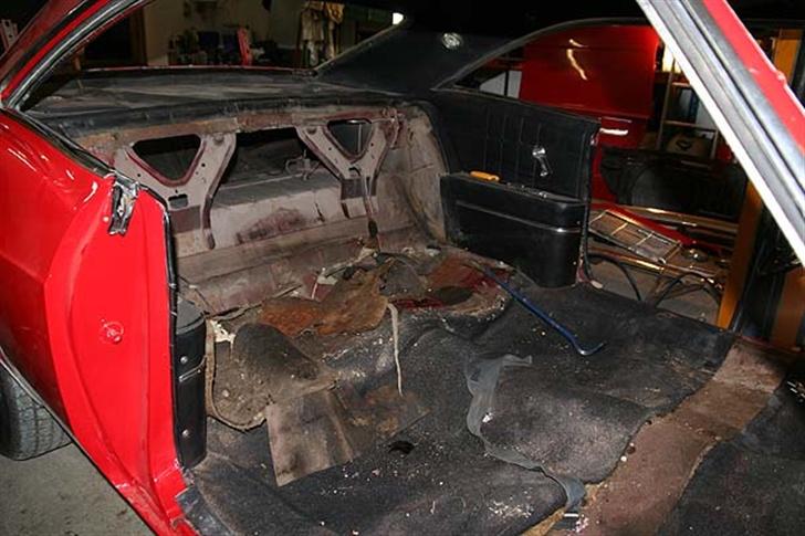 Amerikaner Chevrolet Impala 2d coupé - Så er dørene pillet af og sæderne taget ud billede 11