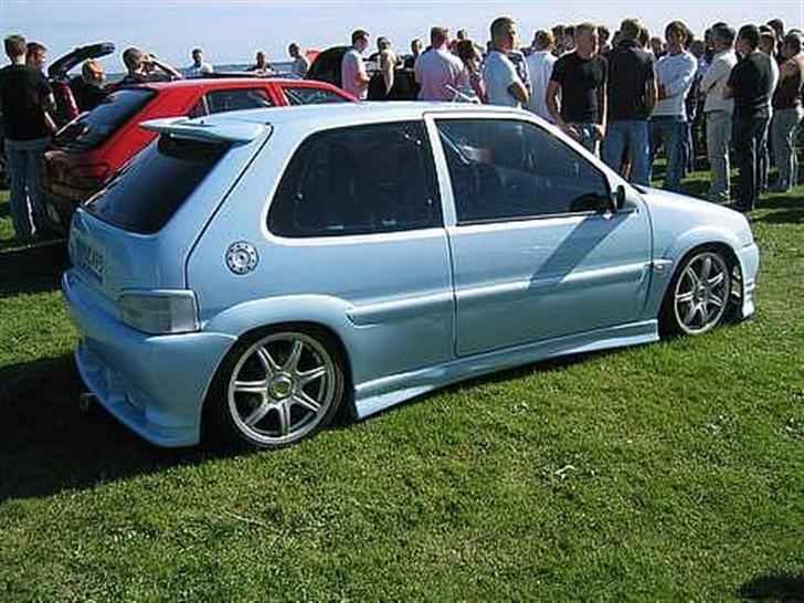 Citroën Saxo 1,6 16v VTS Babyblå  - Maaaaaaaaasser af mennesker ved Hi-Speed træf 2003 i Horsens billede 10