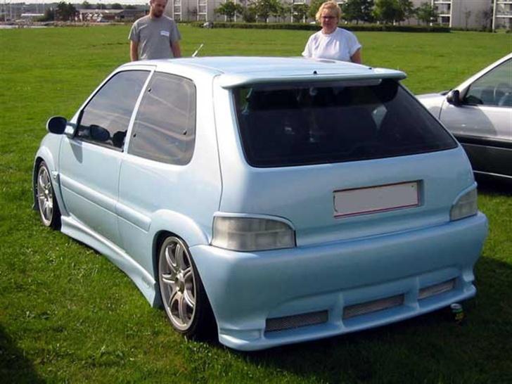 Citroën Saxo 1,6 16v VTS Babyblå  - Sjældne hvide baglygter billede 12