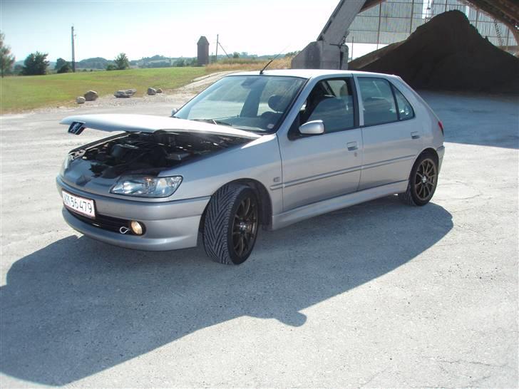 Peugeot 306 2,0 HDi "Løven" SOLGT - Er sgu en flot front på den "nye" model! billede 2