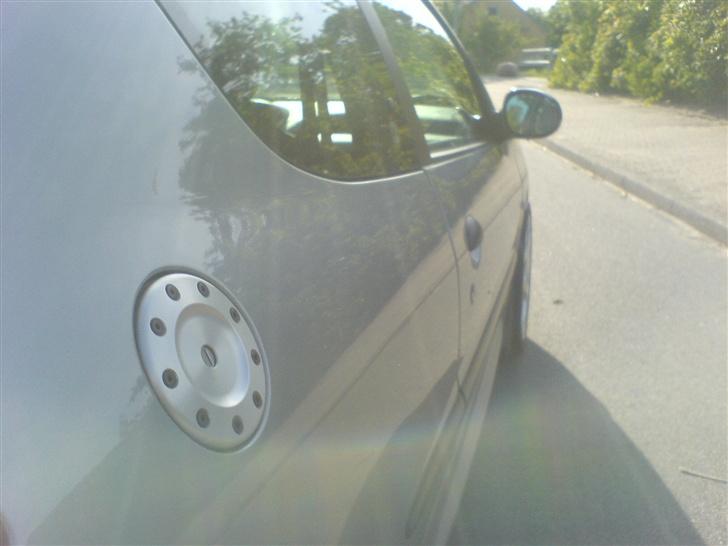 Peugeot 206 XT - 110hk (Smadret) billede 4