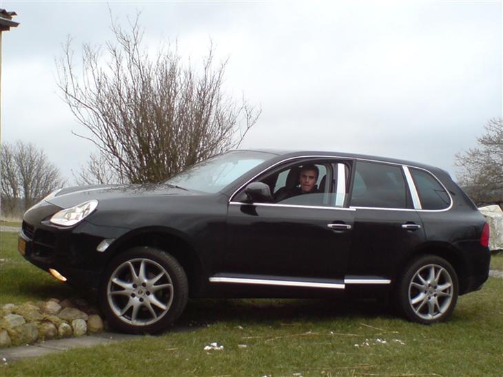 {{currentPhoto.altText}} billede {{currentPhoto.number}}