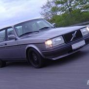 Volvo 240 GLT