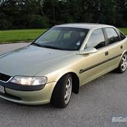 Opel Vectra B GL+ solgt!!