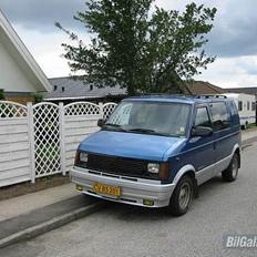 Chevrolet astro van rs