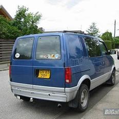 Chevrolet astro van rs