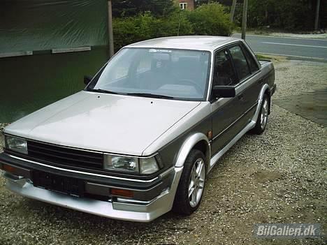 Nissan Bluebird 1.8T SOLGT - Nyvasket og kampklar billede 1