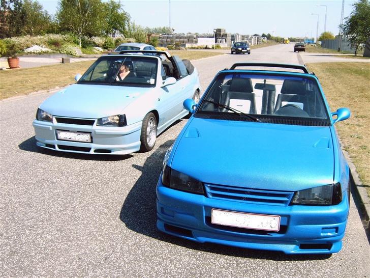 Opel Kadett Cabriolet - Opeltræf Grindsted 5-5-07 sammen med allan´s cabrio :-) billede 1