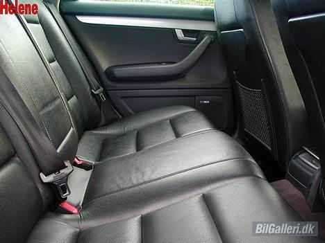 Audi A4 2.5 V6 TDI Quattro billede 8