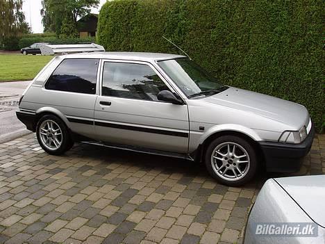 Toyota corolla - Er Solgt... - dette er lige efter jeg var blevet helt færdig med den (4) billede 9