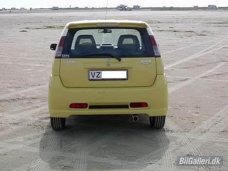 Suzuki Ignis Sport - 1 time efter bilen blev hentet hjem d. 15/7-04 billede 3