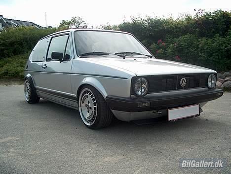 VW Golf 1 G60 Pirelli SOLGT billede 4