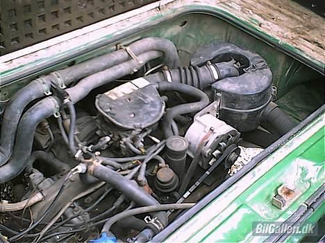VW Transporter syncro - Lidt af motoren..ikke så pæn men den kører sku godt.... billede 2
